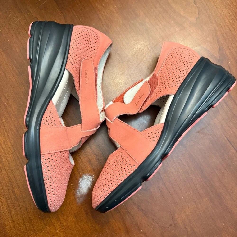 Jambu Women's Coral pink Belize closed toe wedge sandals size 11 - Picture 2 of 6